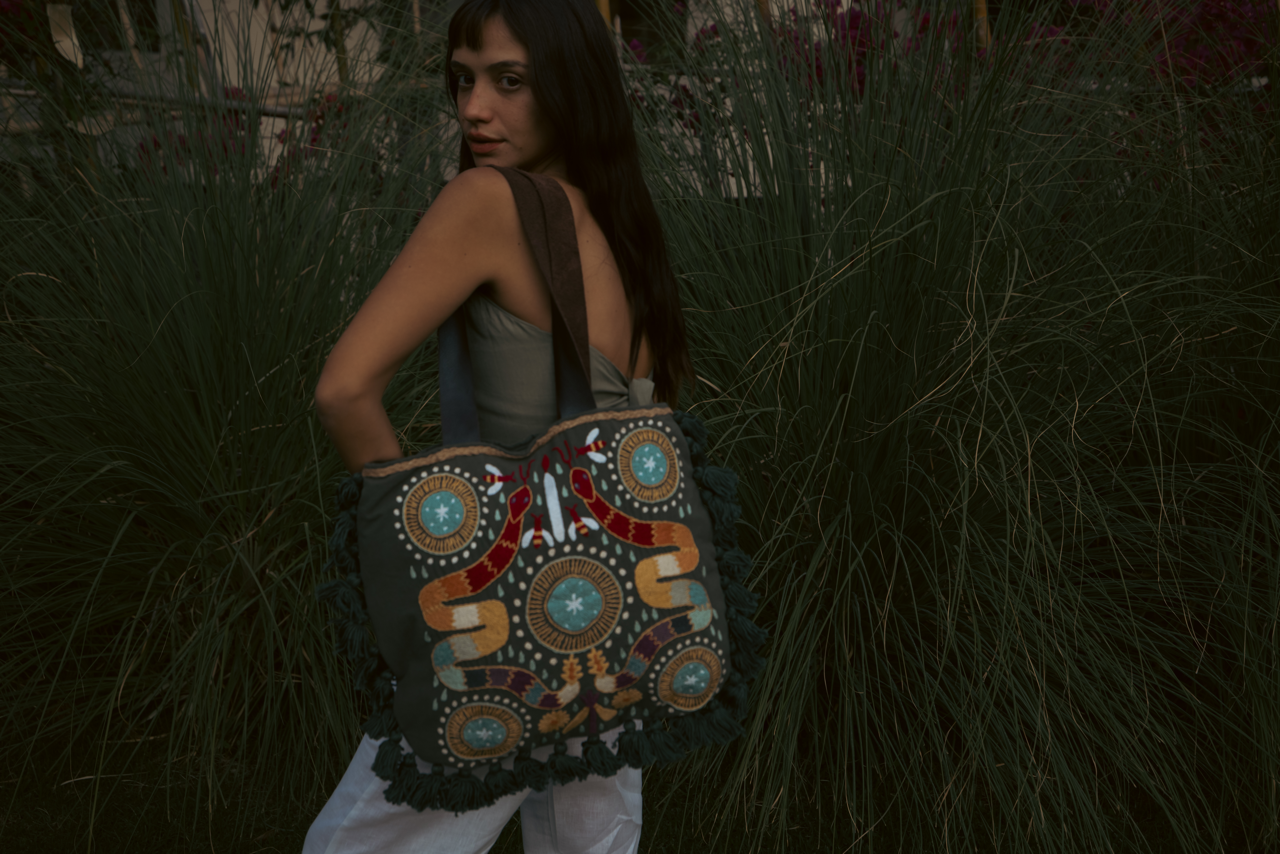 Bolsa Huichol Serpiente