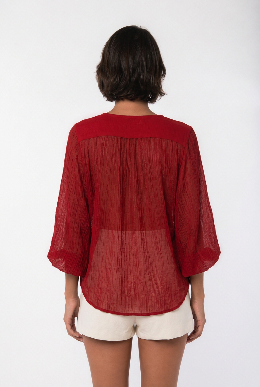 Camisa Luna en rojo, vista de espalda