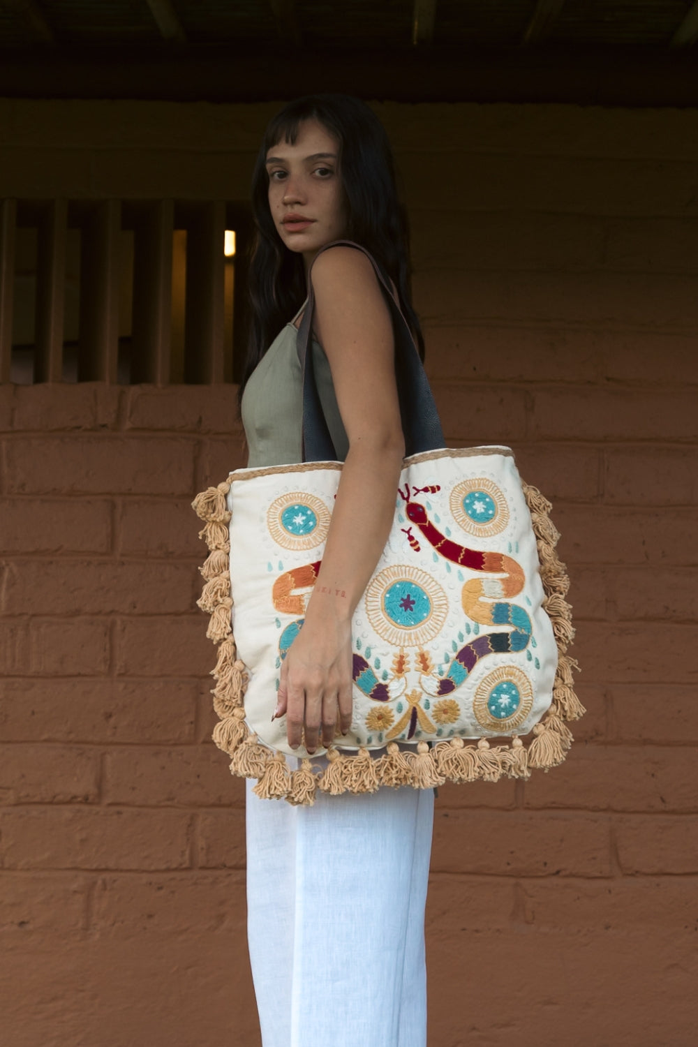 Bolsa Huichol Serpiente de La Troupe