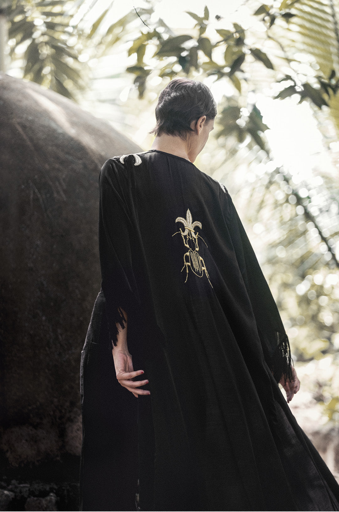 Kimono Eter Escarabajo de La Troupe