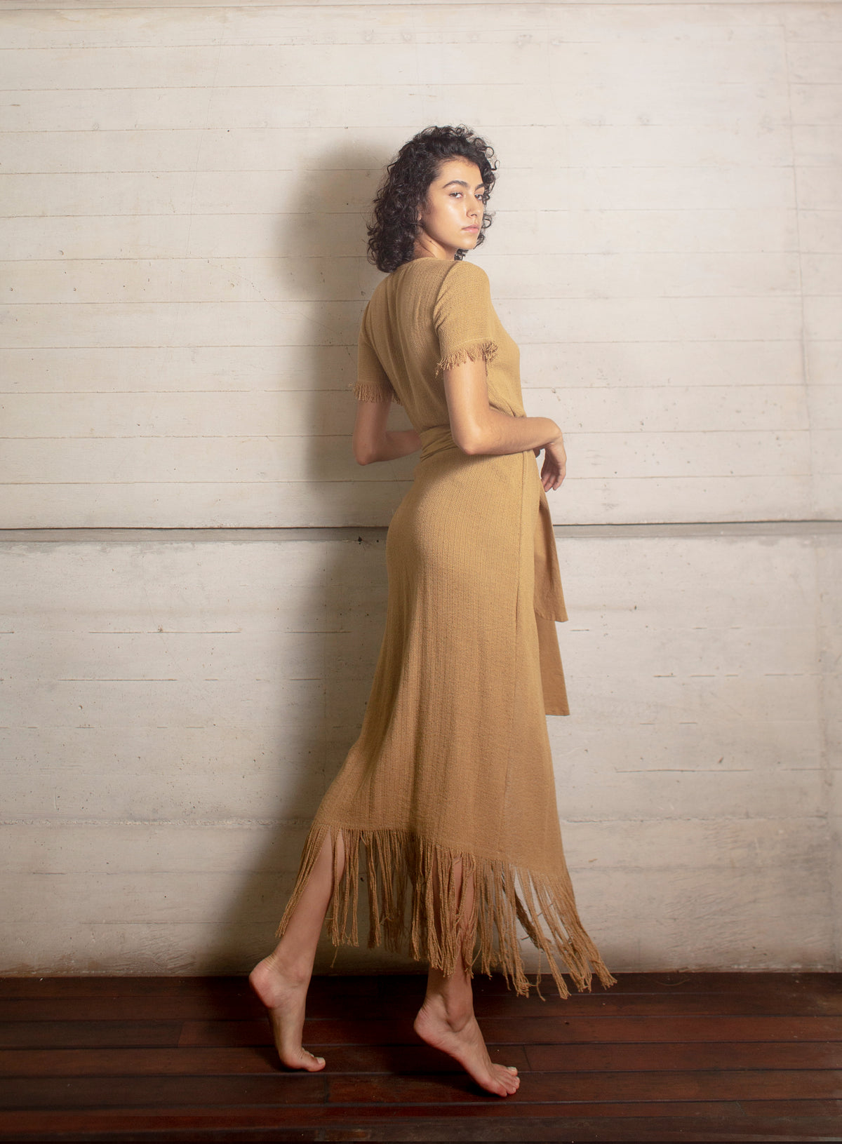Vestido Sandalo en mostaza