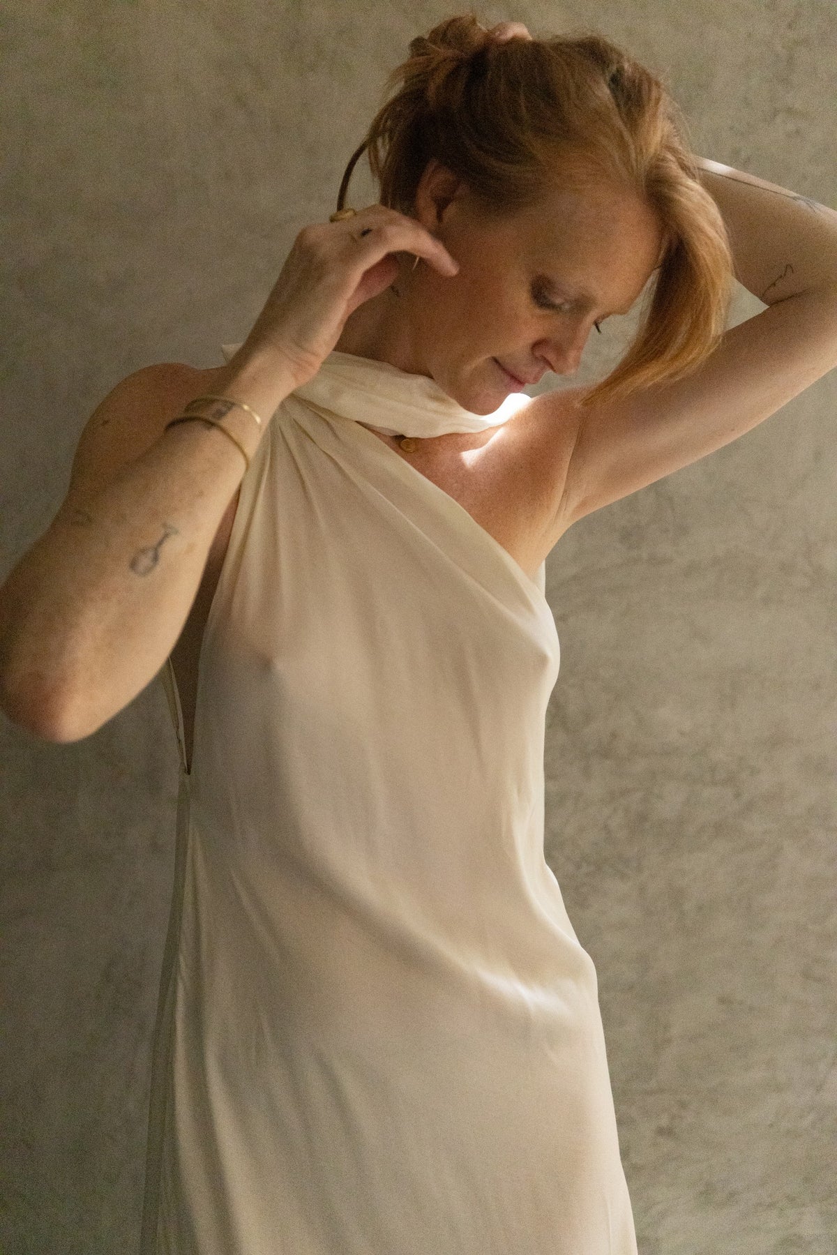Vestido Ondina de La Troupe, vista editorial.