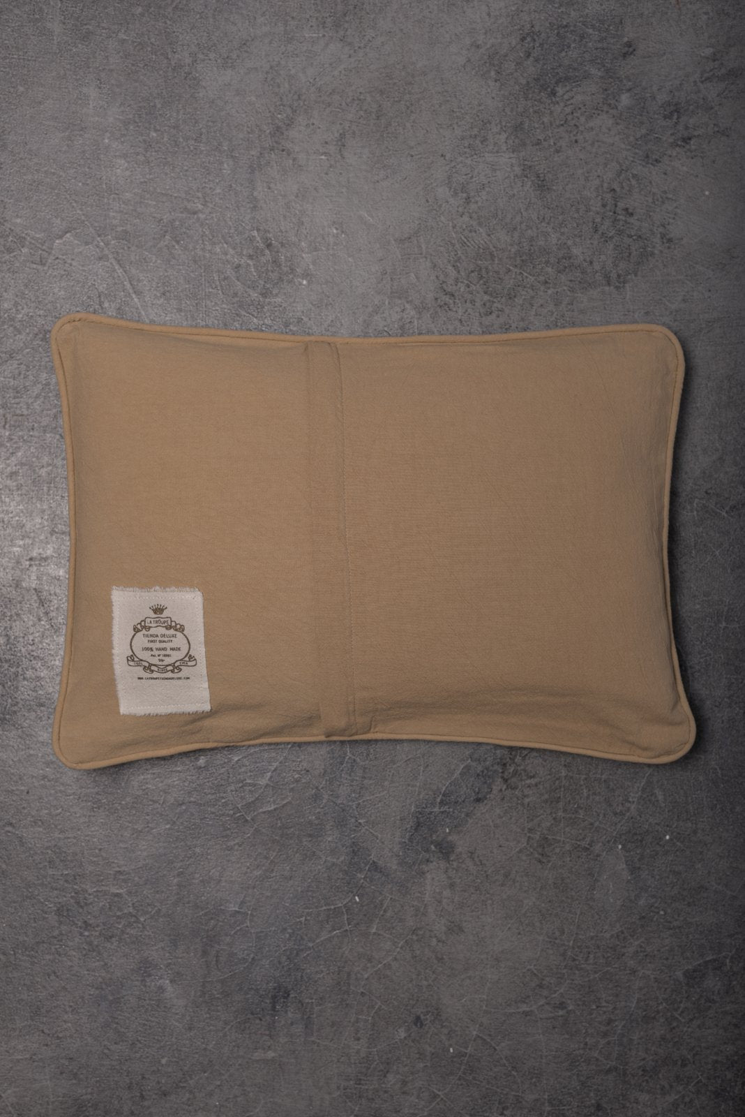 Tarot Movre Cushion